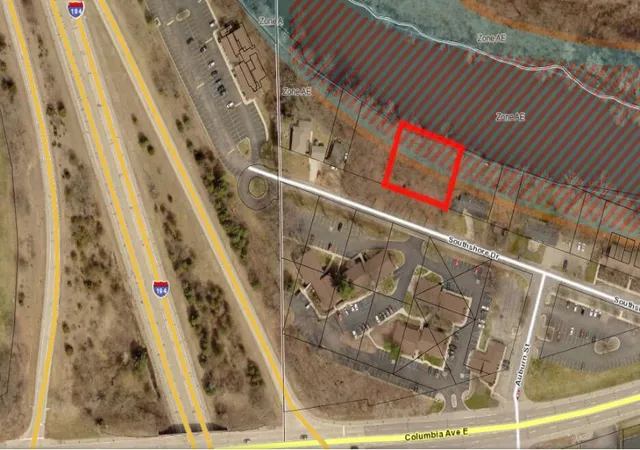1st image of 503 S Shore Dr, Battle Creek, MI 49014 | MLS# 70481227