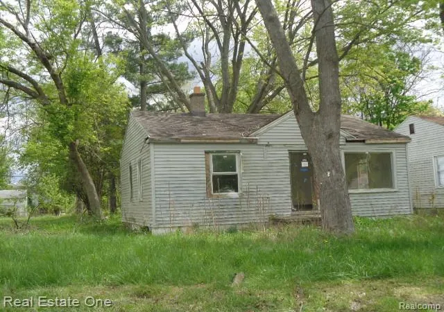 5th image of 15772 Chatham St, Detroit, MI 48223 | MLS# 60992177
