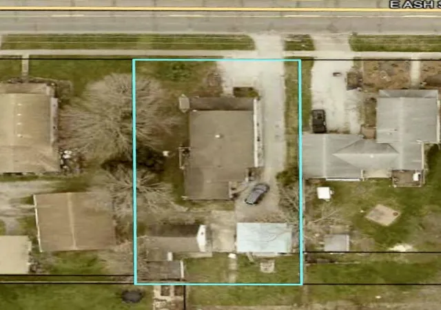 32nd image of 210 E Ash St, Three Oaks, MI 49128 | MLS# 70544835
