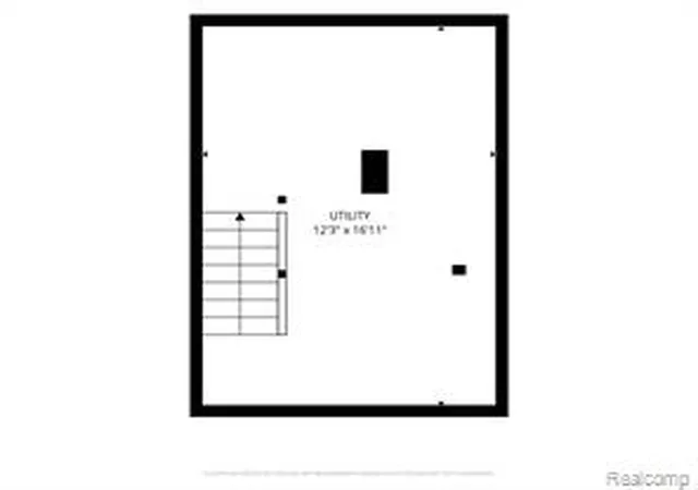 Homes for sale in Rochester, MI | 610 Quarter St, Rochester, MI 48307 | MLS# 61008643