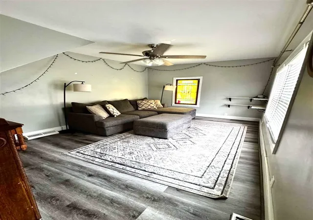 Photo 3 of Single family home for sale at 324 S Hamilton St, Marshall, MI 49068 | MLS# 70551373 | Listing updated on 2026-09-12