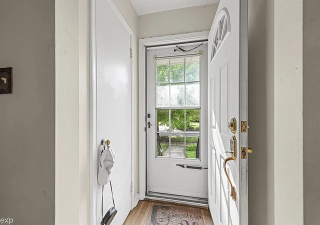 Photo 4 of Single family home for sale at 11322 Lucerne Ave, Redford, MI 48239 | MLS# 50185358 | Listing updated on 2025-11-12