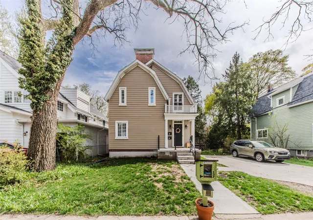Homes for sale in Ann Arbor, MI | 1324 Wells St, Ann Arbor, MI 48104 | MLS# 70526520