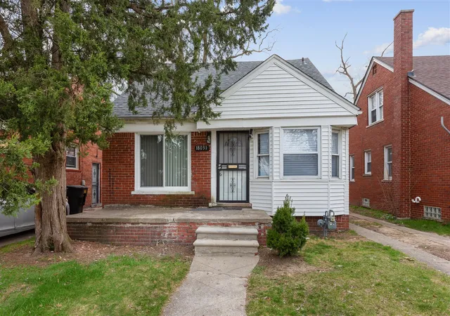 1st image of 18031 Mendota St, Detroit, MI 48221 | MLS# 70523016