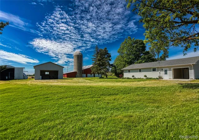 Homes for sale in Brown City, MI | 3710 Brown City Rd, Brown City, MI 48416 | MLS# 60999398