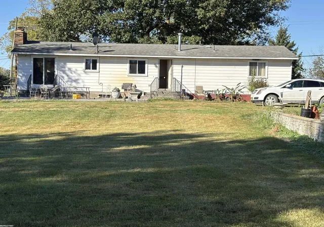 Homes for sale in Ray, MI | 66500 Wolcott Rd, Ray, MI 48096 | MLS# 50212820