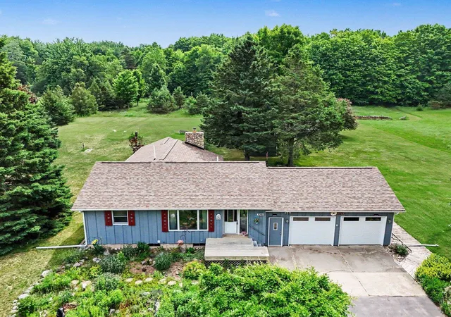 Homes for sale in Interlochen, MI | 3091 Lake Ann Rd, Interlochen, MI 49643 | MLS# 80070617