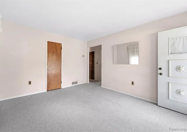 Homes for sale in Melvindale, MI | 4321 S Dearborn St, Melvindale, MI 48122 | MLS# 61005330