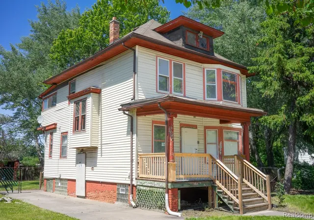 Homes for sale in Highland Park, MI | 153 Beresford St, Highland Park, MI 48203 | MLS# 61010710
