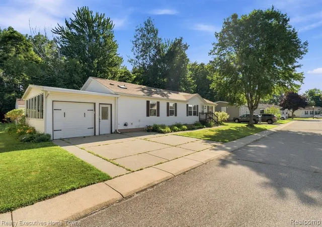 Photo 3 of Manufactured home for sale at 508 Bush Lake Ln, Kimball, MI 48074 1347 | MLS# 61010959 | Listing updated on 2026-09-11