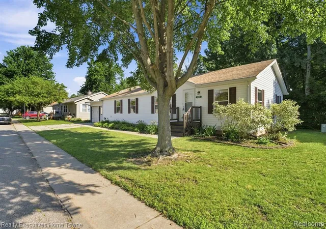 Photo 3 of Manufactured home for sale at 508 Bush Lake Ln, Kimball, MI 48074 1347 | MLS# 61010959 | Listing updated on 2026-09-11