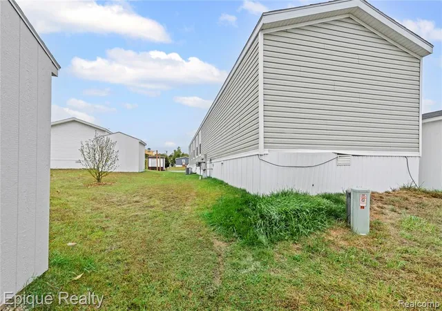 4th image of 83 Elm Ave, Highland, MI 48357 | MLS# 60980472