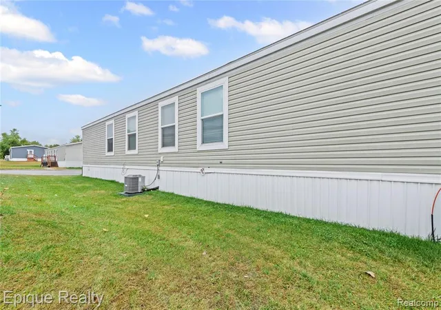 5th image of 83 Elm Ave, Highland, MI 48357 | MLS# 60980472