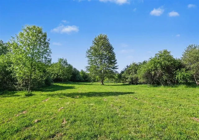 Photo 3 of Sale Pending at 8983 36th Avenue, Jenison, MI 49428 | MLS# 70537896 | Listing updated on 2026-06-17