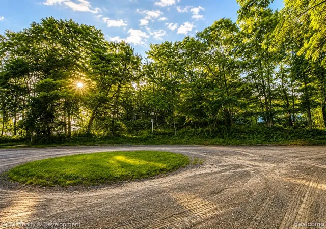 Photo 1 of Land for sale at 26652 Power Rd, Farmington Hills, MI 48334 | MLS# 61010837 | Listing updated on 2026-08-16
