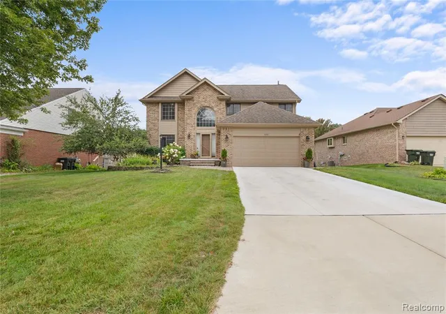 1st image of 530 Lexington Dr, Rochester Hills, MI 48307 | MLS# 61019580