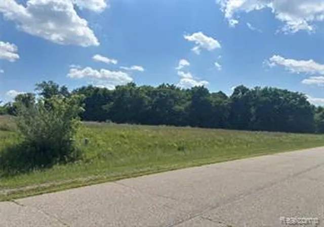 15th image of 11 Lauren Ln, Dryden, MI 48428 | MLS# 60978824