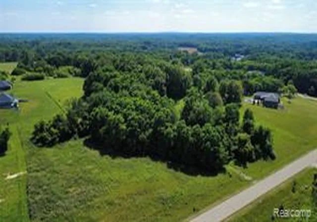 2nd image of 11 Lauren Ln, Dryden, MI 48428 | MLS# 60978824