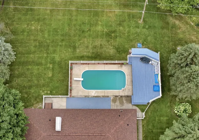 4th image of 4200 E M-55, Cadillac, MI 49601 | MLS# 80070896