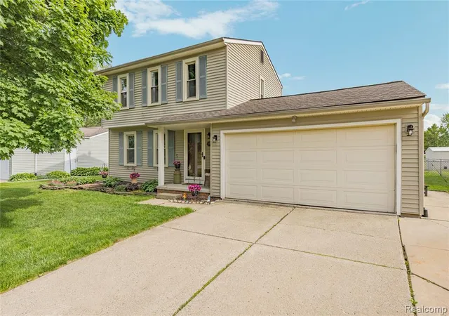 Photo 2 of Single Family Residence at 3553 Loon Lake Rd, Wixom, MI 48393 | MLS# 60996396 | | Sold on 2026-06-24