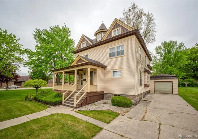 Homes for sale in Ithaca, MI | 207 N Pine River St, Ithaca, MI 48847 | MLS# 60993466