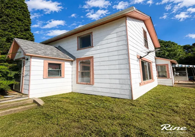 Homes for sale in Mayville, MI | 42 W Main St, Mayville, MI 48744 | MLS# 50214559