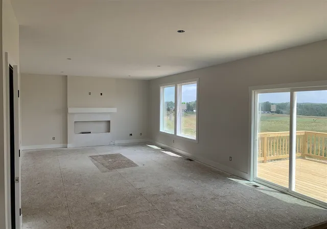 Homes for sale in Comstock Park, MI | 4840 Bethpage Dr, Comstock Park, MI 49321 | MLS# 70537396