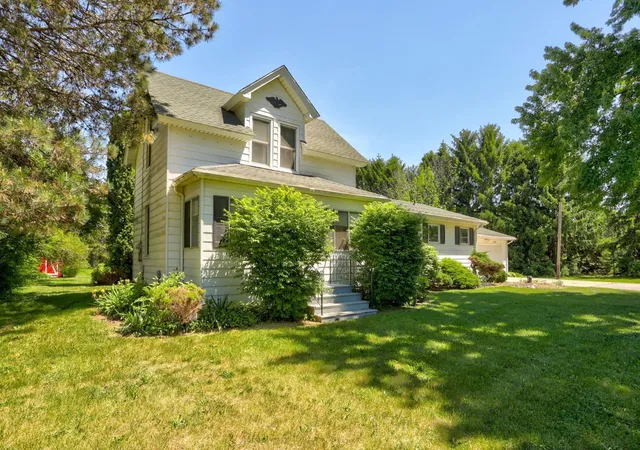 Homes for sale in Frankenmuth, MI | 1305 S Gera Rd, Frankenmuth, MI 48734 | MLS# 50210271
