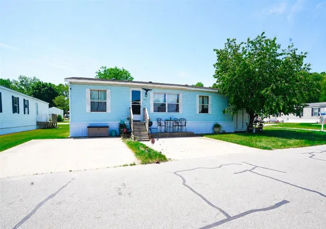 Homes for sale in Wayland, MI | 12865 Yost St, Wayland, MI 49348 | MLS# 70535605