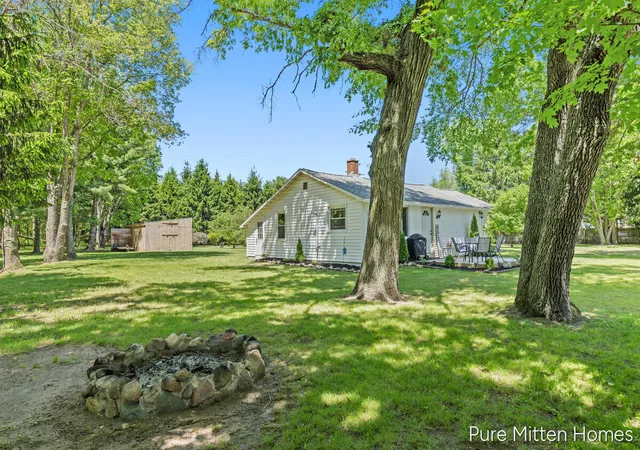 Homes for sale in Greenville, MI | 5234 S Johnson Rd, Greenville, MI 48838 | MLS# 70544493