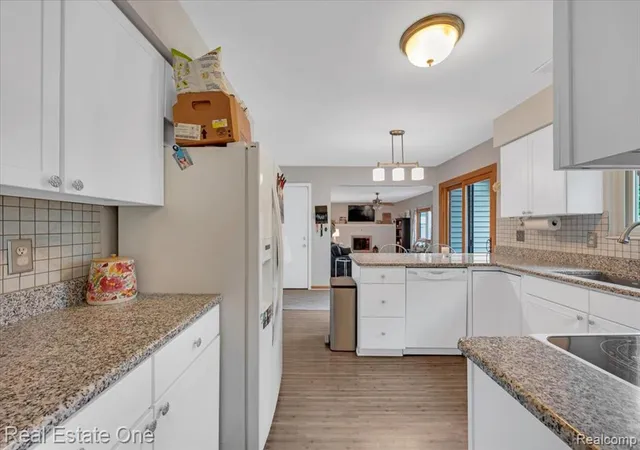 Photo 3 of Sale Pending at 9694 Klais Rd, Clarkston, MI 48348 2335 | MLS# 61025466 | Listing updated on 2026-09-14