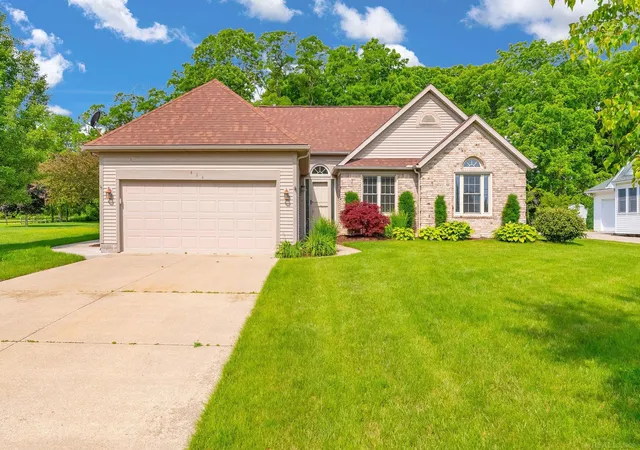 Homes for sale in Port Sanilac, MI | 424 S Lake St, Port Sanilac, MI 48469 | MLS# 50212496