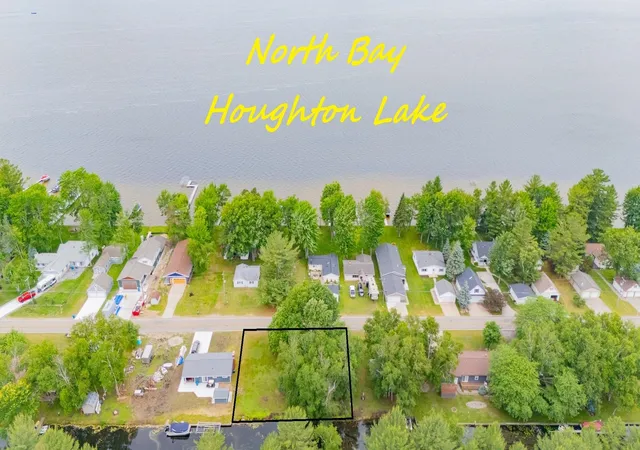 Homes for sale in Houghton Lake, MI | Xxx Long Pt, Houghton Lake, MI 48629 | MLS# 80059053
