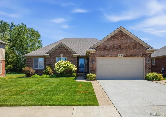 1st image of 52754 Delena Dr, Macomb, MI 48042 | MLS# 61017775