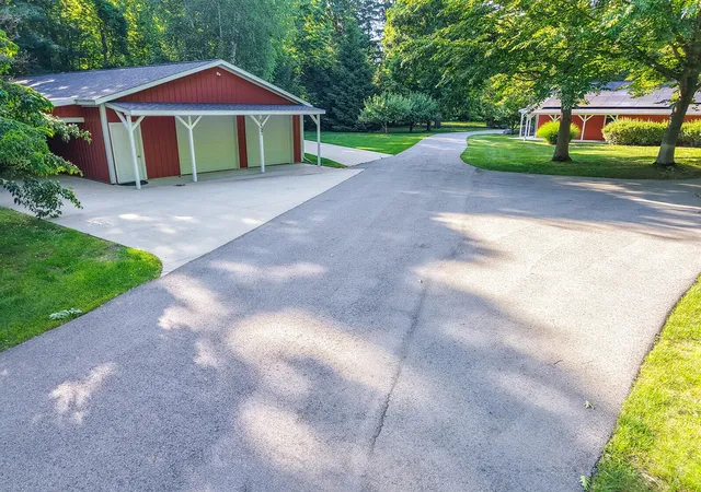 Homes for sale in Three Oaks, MI | 6697 Warren Woods Rd, Three Oaks, MI 49128 | MLS# 70542005