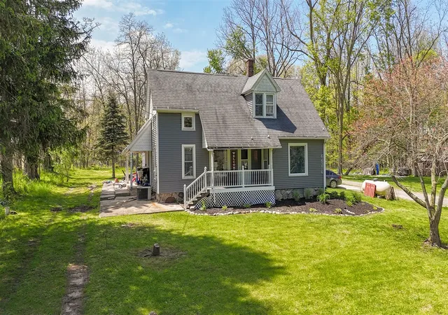 Homes for sale in Cassopolis, MI | 64374 Mullen Rd, Cassopolis, MI 49031 | MLS# 70516752