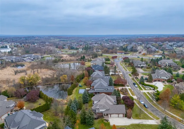 Homes for sale in Oakland Township, MI | 5520 Whitehall Blvd, Oakland Township, MI 48306 | MLS# 70506602