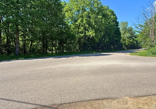 Photo 3 of Sale Pending at 910 Marsh Rd, Plainwell, MI 49080 | MLS# 70537421 | Listing updated on 2026-06-15