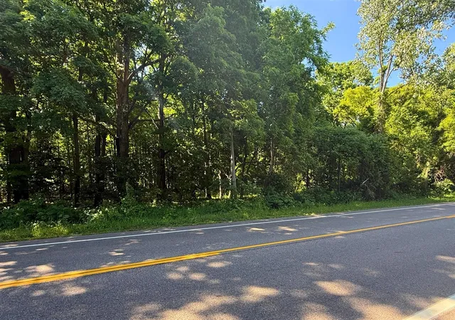 Photo 4 of Sale Pending at 910 Marsh Rd, Plainwell, MI 49080 | MLS# 70537421 | Listing updated on 2026-06-15