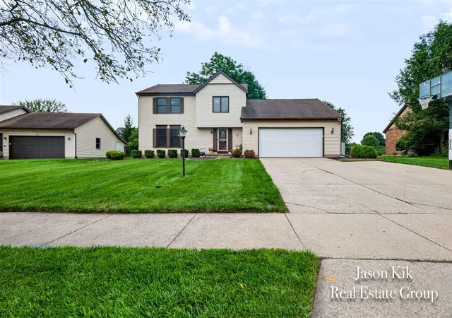 Photo 2 of Sale Pending at 2074 Wolfboro Dr, Kentwood, MI 49508 | MLS# 70555187 | Listing updated on 2026-09-02