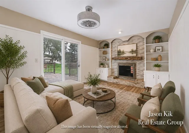 Photo 3 of Sale Pending at 2074 Wolfboro Dr, Kentwood, MI 49508 | MLS# 70555187 | Listing updated on 2026-09-02
