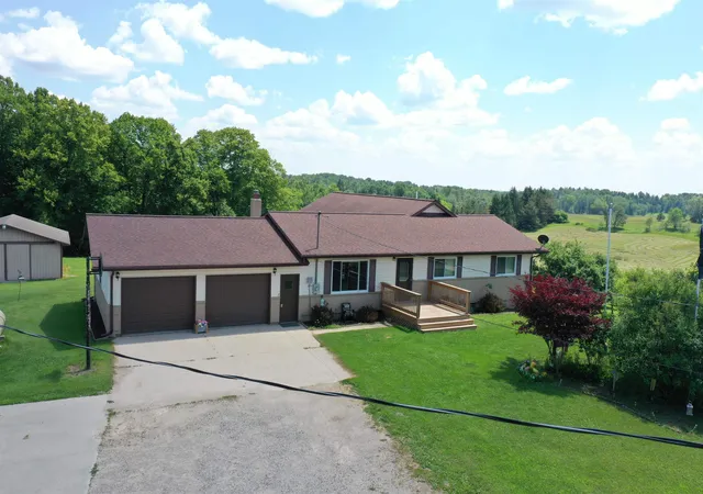 3rd image of 3450 Reasner Rd, Rose City, MI 48654 | MLS# 80065157