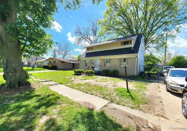 Photo 1 of Single family home for sale at 6813 Sally Ct, Flint, MI 48505 | MLS# 61013745 | Listing updated on 2026-07-23