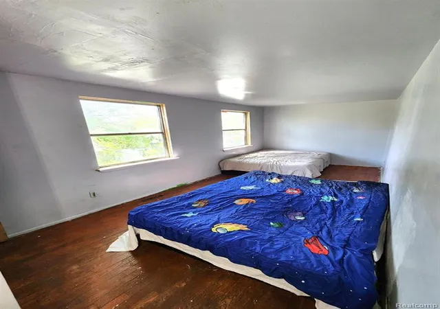 Photo 3 of Single family home for sale at 6813 Sally Ct, Flint, MI 48505 | MLS# 61013745 | Listing updated on 2026-07-23
