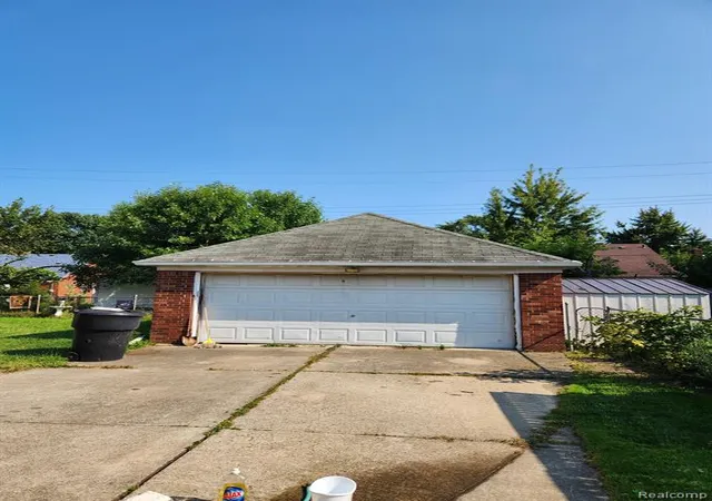 Homes for sale in Detroit, MI | 12300 Laing St, Detroit, MI 48224 | MLS# 60339679