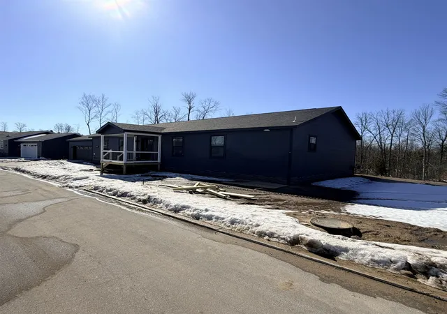 Photo 3 of Sale Pending at 2229 Vista View Dr #8, Traverse City, MI 49686 | MLS# 80065877 | Listing updated on 2026-03-11
