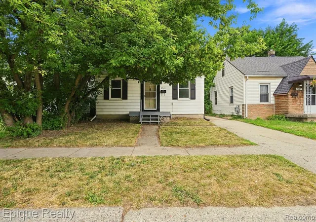 Photo 2 of Single family home for sale at 7511 Meadow Ave, Warren, MI 48091 | MLS# 61015693 | Listing updated on 2026-08-24