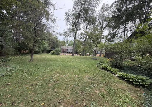 19th image of 135 Balmoral Ct, Kalamazoo, MI 49006 | MLS# 70551956