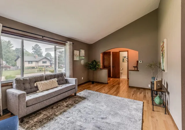 Photo 4 of Single family home for sale at 138 Grand Castle Ter, Battle Creek, MI 49014 | MLS# 70544387 | Listing updated on 2026-09-01