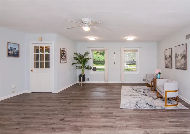 Photo 5 of Single family home for sale at 21411 Orchard Lake Rd, Farmington Hills, MI 48336 | MLS# 70554923 | Listing updated on 2026-08-31